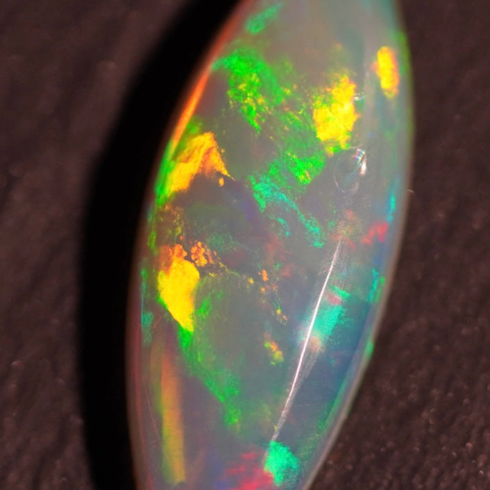 2.21 Karat funkelnder und natürlicher äthiopischer Welo-Opal - Éclaire Opal