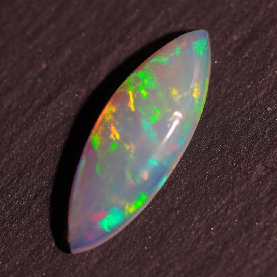 2.21 Karat funkelnder und natürlicher äthiopischer Welo-Opal - Éclaire Opal