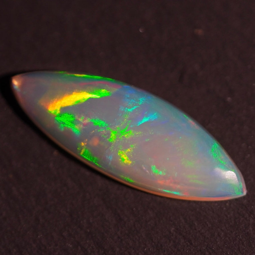 2.21 Karat funkelnder und natürlicher äthiopischer Welo-Opal - Éclaire Opal