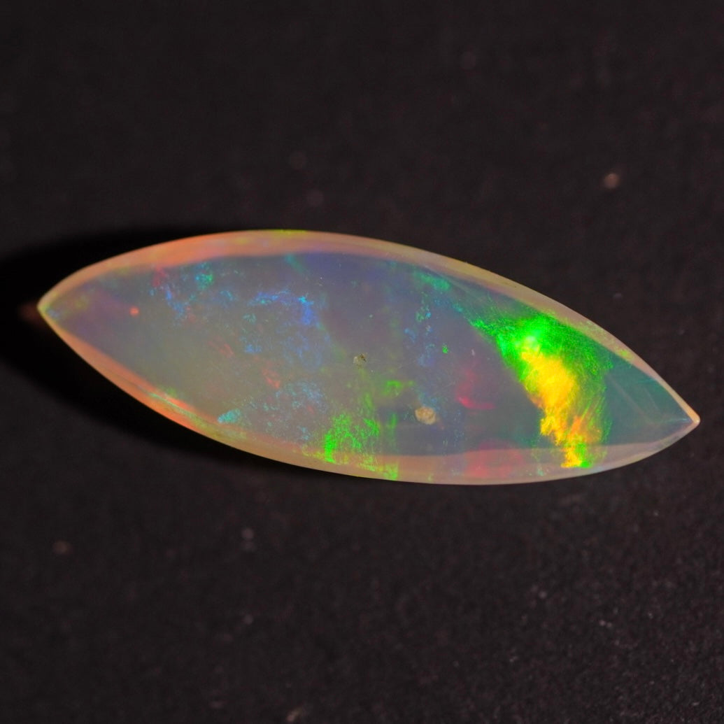 2.21 Karat funkelnder und natürlicher äthiopischer Welo-Opal - Éclaire Opal