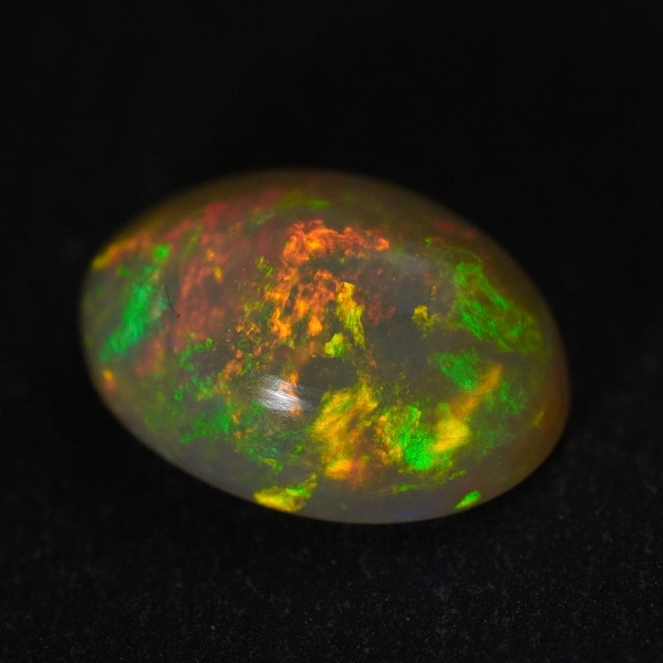 2.97 Karat wunderschönes Universum, äthiopischer Welo-Opal - Éclaire Opal