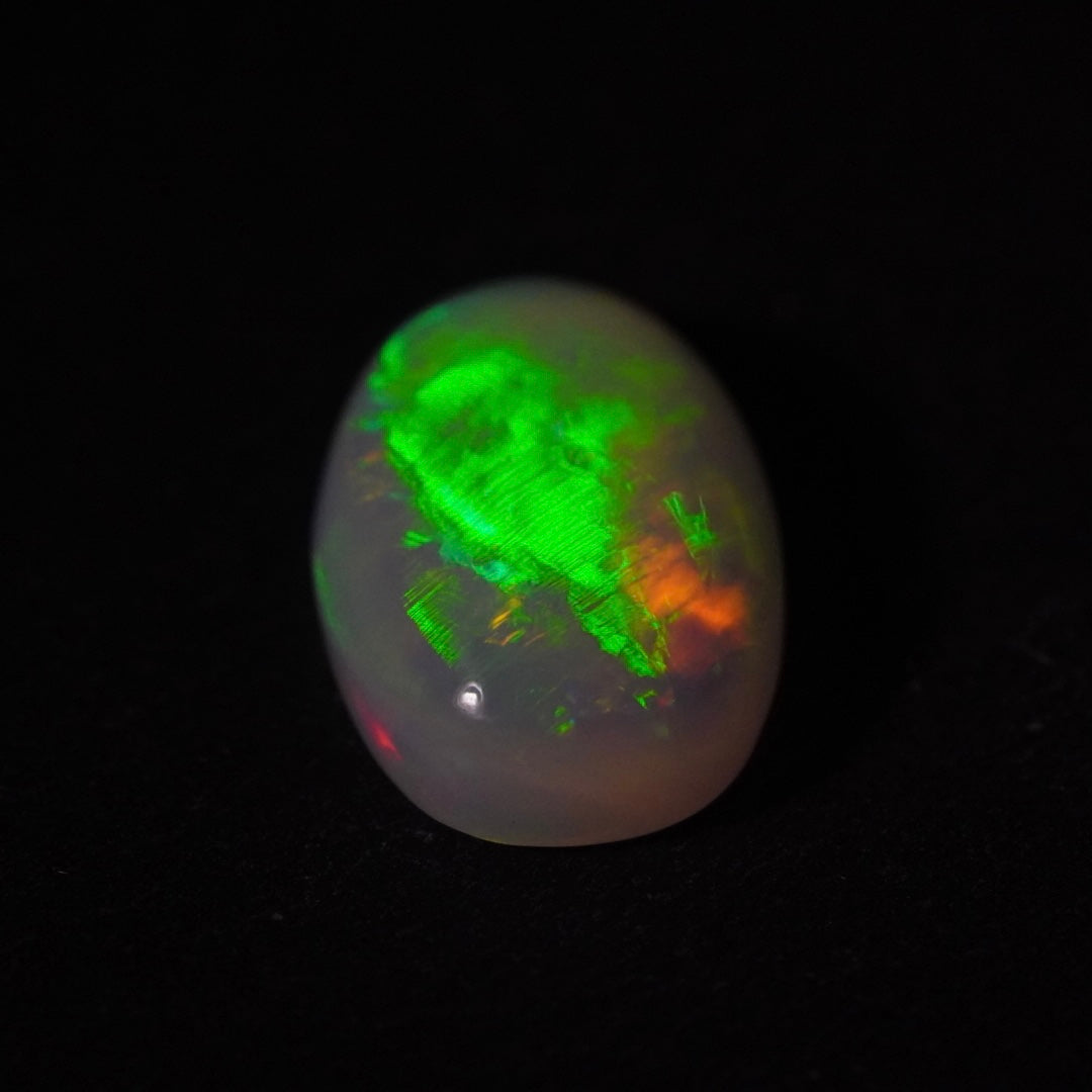 5.78 Karat wunderschönes blitzen, äthiopischer Welo-Opal - Éclaire Opal