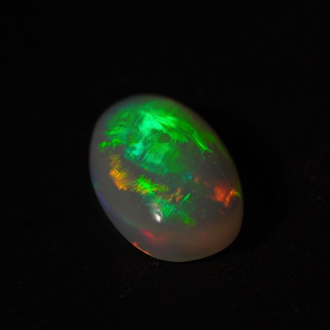 5.78 Karat wunderschönes blitzen, äthiopischer Welo-Opal - Éclaire Opal
