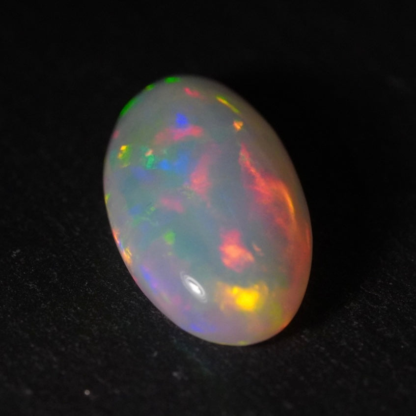 6.81 Karat exklusiver, natürlicher äthiopischer Welo-Opal - Éclaire Opal