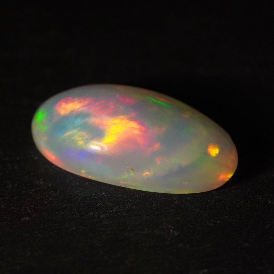 6.81 Karat exklusiver, natürlicher äthiopischer Welo-Opal - Éclaire Opal