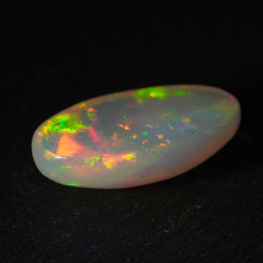 6.81 Karat exklusiver, natürlicher äthiopischer Welo-Opal - Éclaire Opal