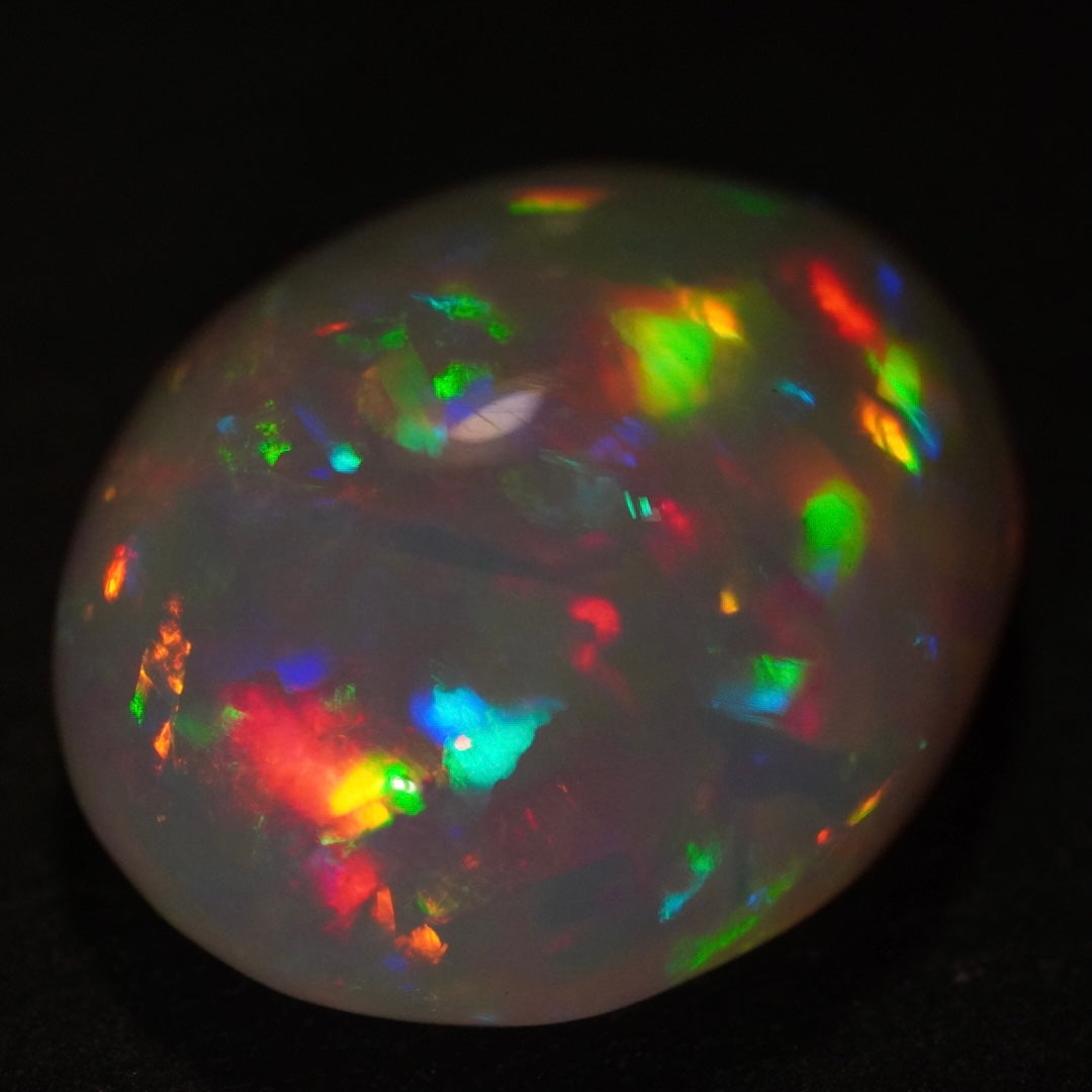 12.99 Karat, traumhafte Regenbogenfarben, natürlicher äthiopischer Welo-Opal - Excélsion Opal
