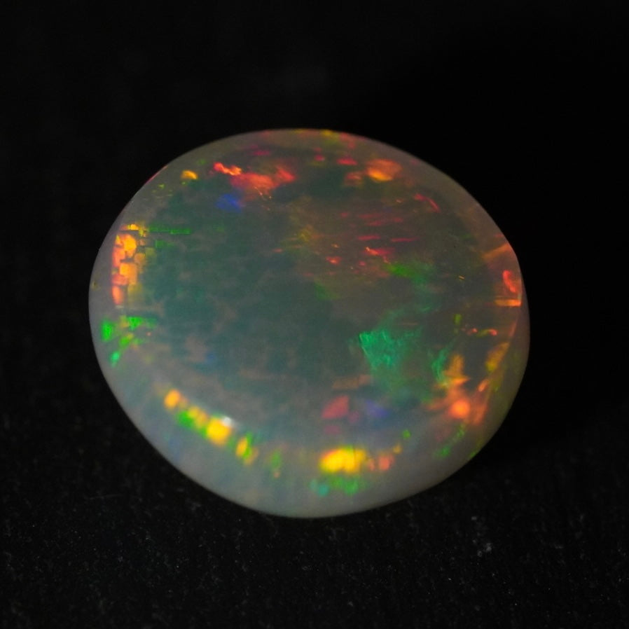 3.18 Karat wunderschönes Farbspektakel, äthiopischer Welo-Opal - Éclaire Opal