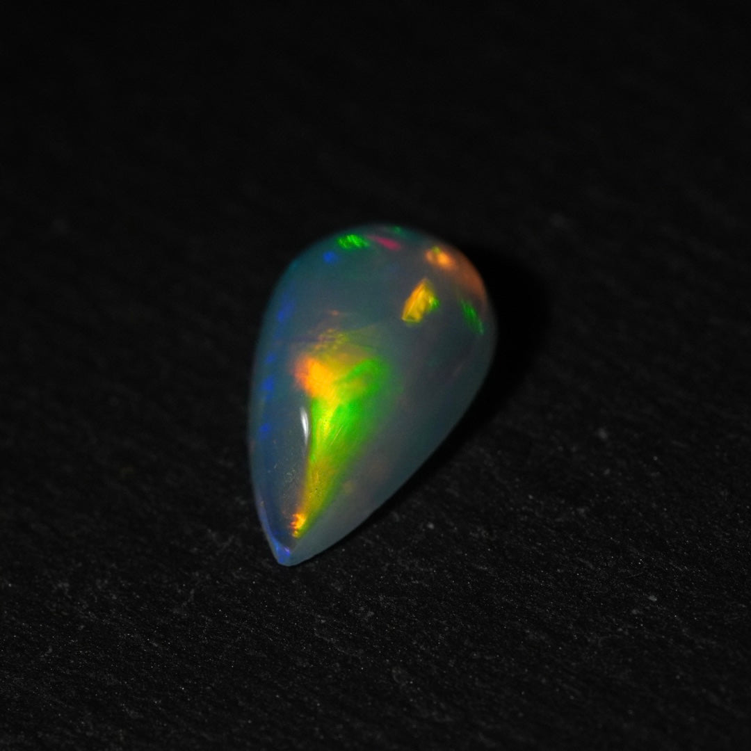 2.16 Karat traumhafter, natürlicher äthiopischer Welo Opal - Éclaire Opal