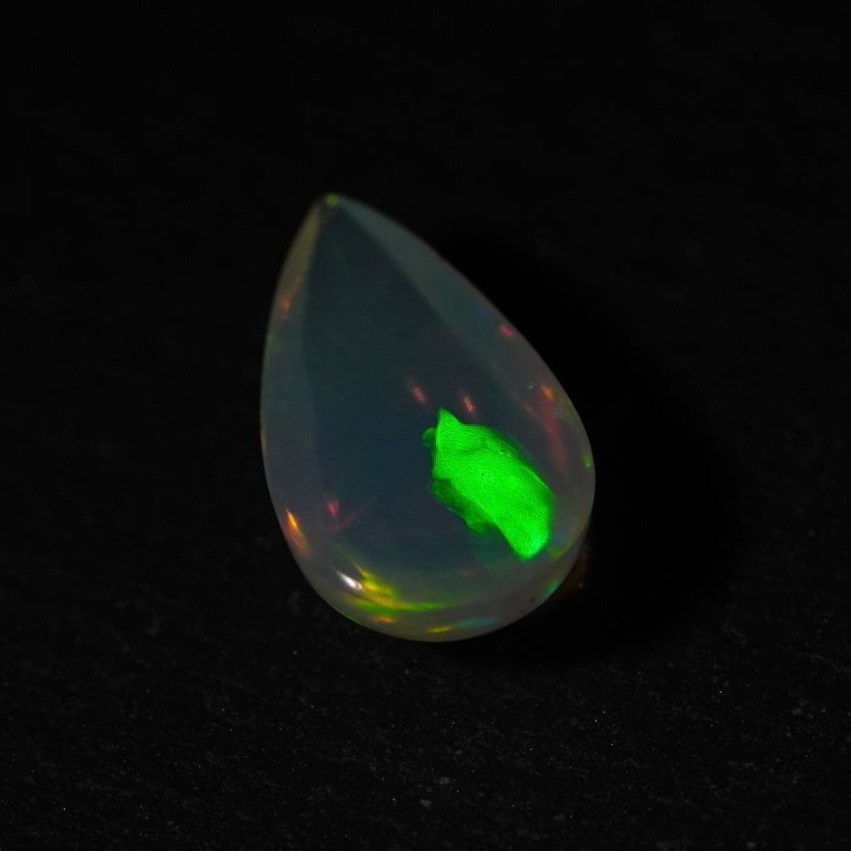 2.16 Karat traumhafter, natürlicher äthiopischer Welo Opal - Éclaire Opal
