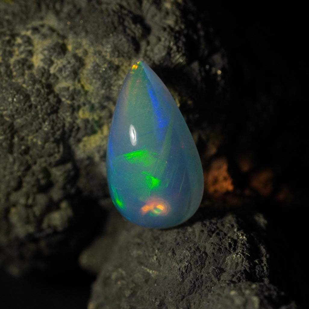2.16 Karat traumhafter, natürlicher äthiopischer Welo Opal - Éclaire Opal