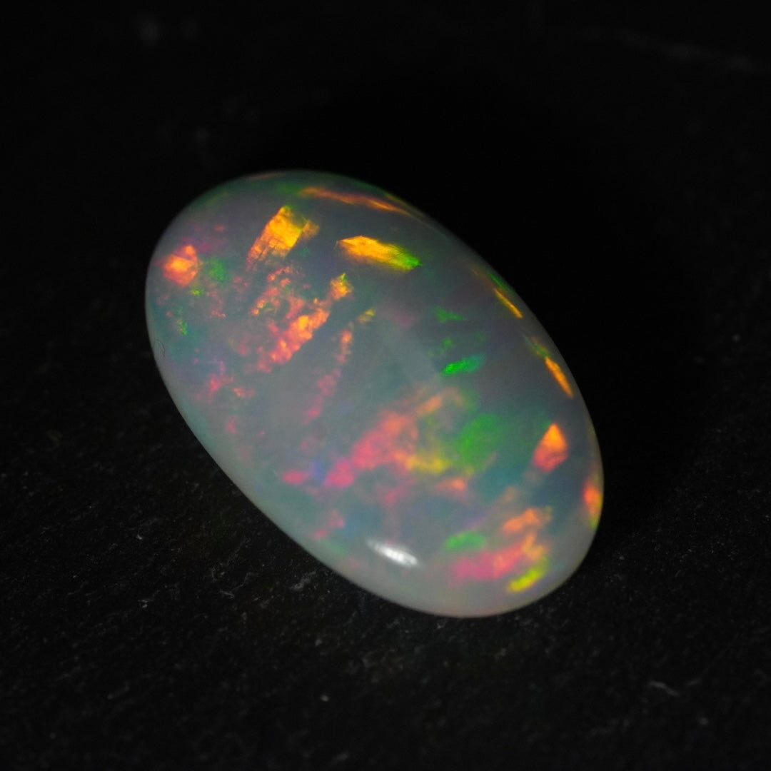 3.75 Karat exklusiver, natürlicher äthiopischer Welo-Opal - Éclaire Opal