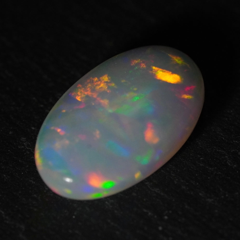 3.75 Karat exklusiver, natürlicher äthiopischer Welo-Opal - Éclaire Opal