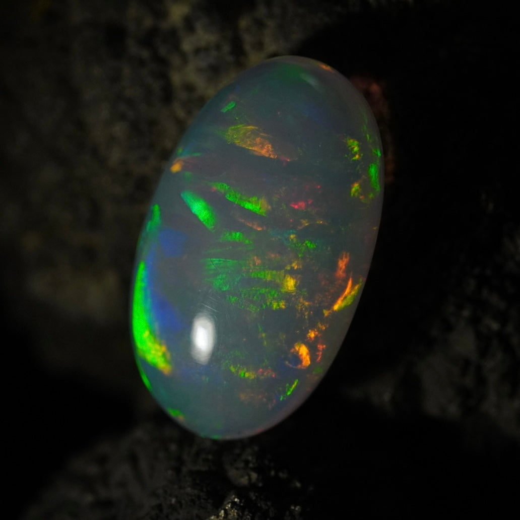 3.75 Karat exklusiver, natürlicher äthiopischer Welo-Opal - Éclaire Opal