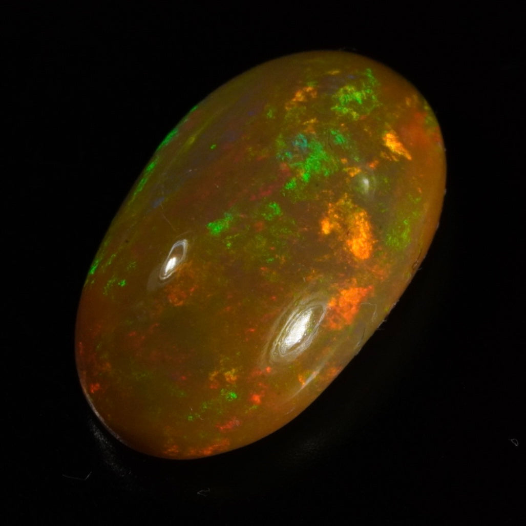 5.02 Karat wunderschönes Farbspektakel, äthiopischer Welo-Opal - Sépia Opal