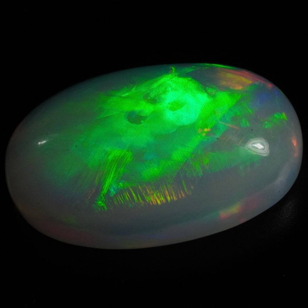 5.76 Karat exquisiter, natürlicher äthiopischer Welo-Opal - Éclaire Opal