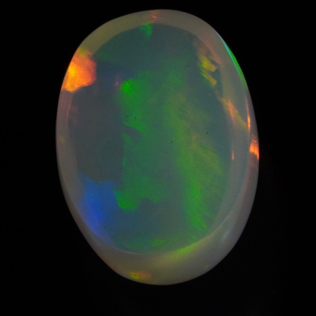 5.76 Karat exquisiter, natürlicher äthiopischer Welo-Opal - Éclaire Opal