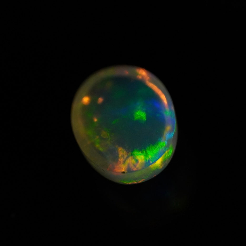1.33 Karat außergewöhnlich schöner äthiopischer Welo-Opal - Juvénile Opal