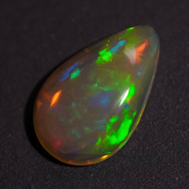 Opale Welo éthiopienne naturelle exclusive de 2,10 carats - Opale Éclaire