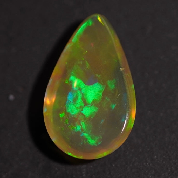Opale Welo éthiopienne naturelle exclusive de 2,10 carats - Opale Éclaire