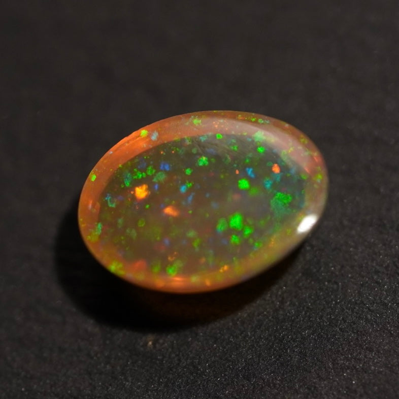 1,54 carat bel univers Opale Welo éthiopienne - Opale Éclaire