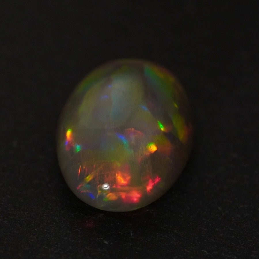 6,50 carats magnifiques couleurs arc-en-ciel, Opale Welo éthiopienne - Éclaire Opal