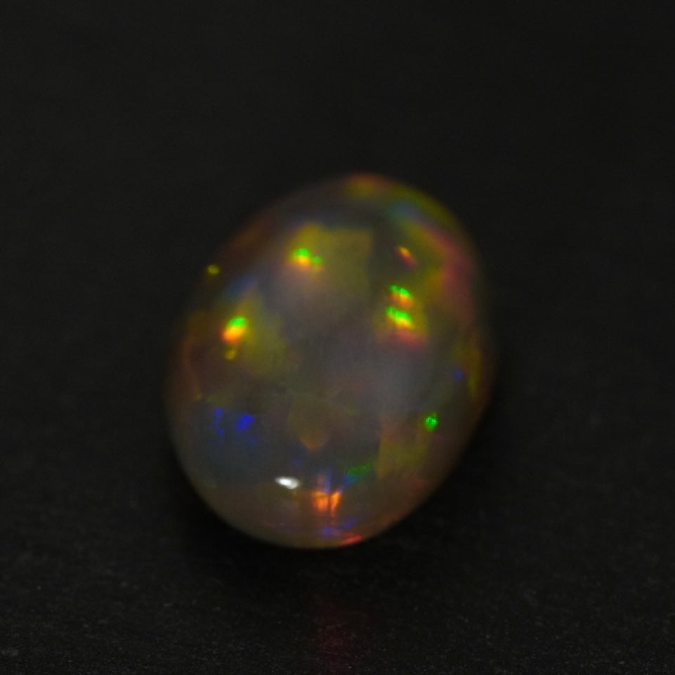 6,50 carats magnifiques couleurs arc-en-ciel, Opale Welo éthiopienne - Éclaire Opal