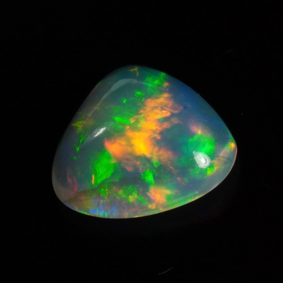 1.72 Karat traumhafte Farben, echter äthiopischer Welo Opal Multicolor - Éclaire Opal