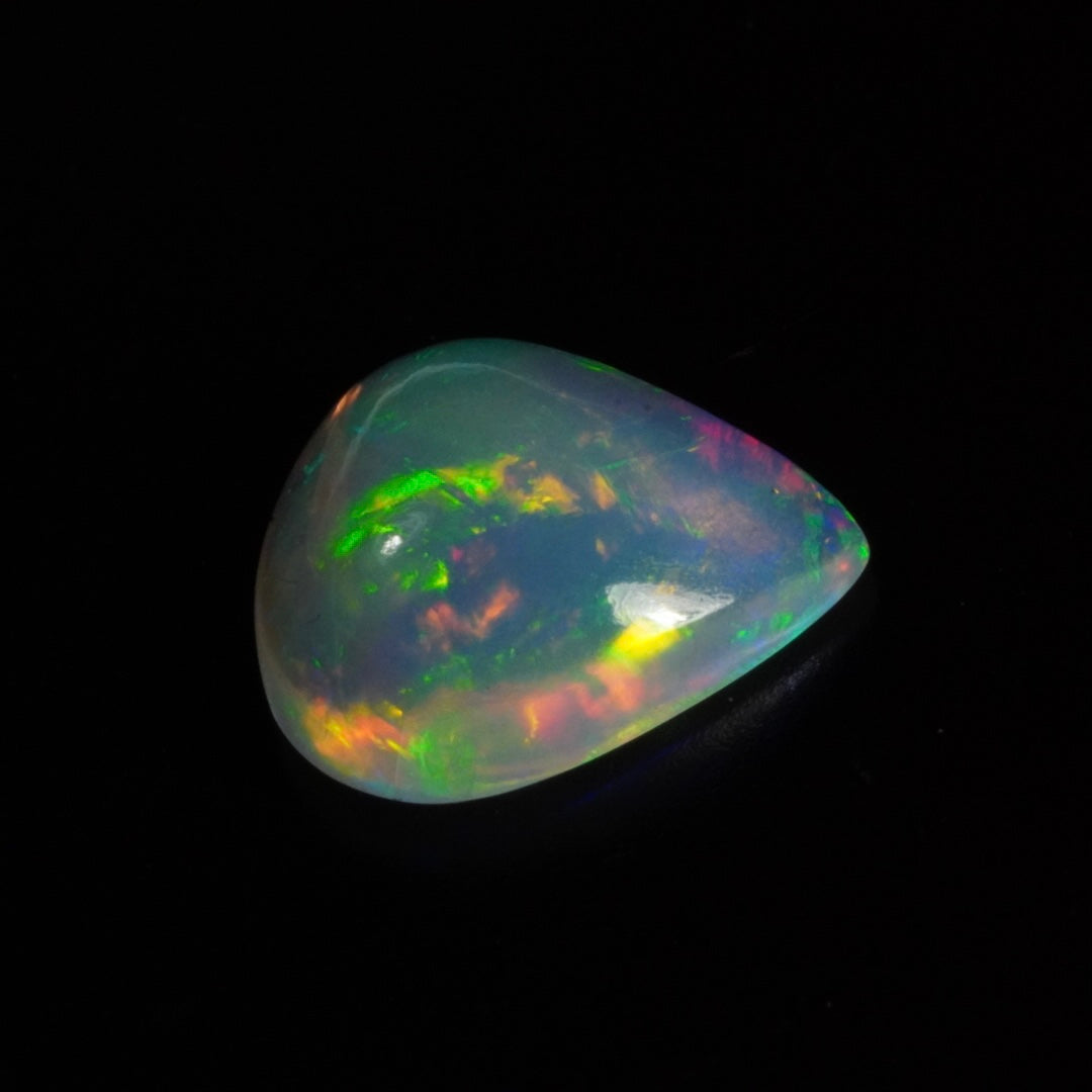 1.72 Karat traumhafte Farben, echter äthiopischer Welo Opal Multicolor - Éclaire Opal
