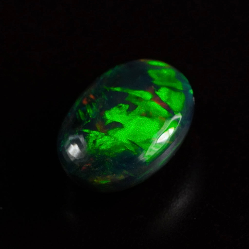 1.53 Karat traumhafter, schwarzer äthiopischer Welo Opal - Ténèbres Opal
