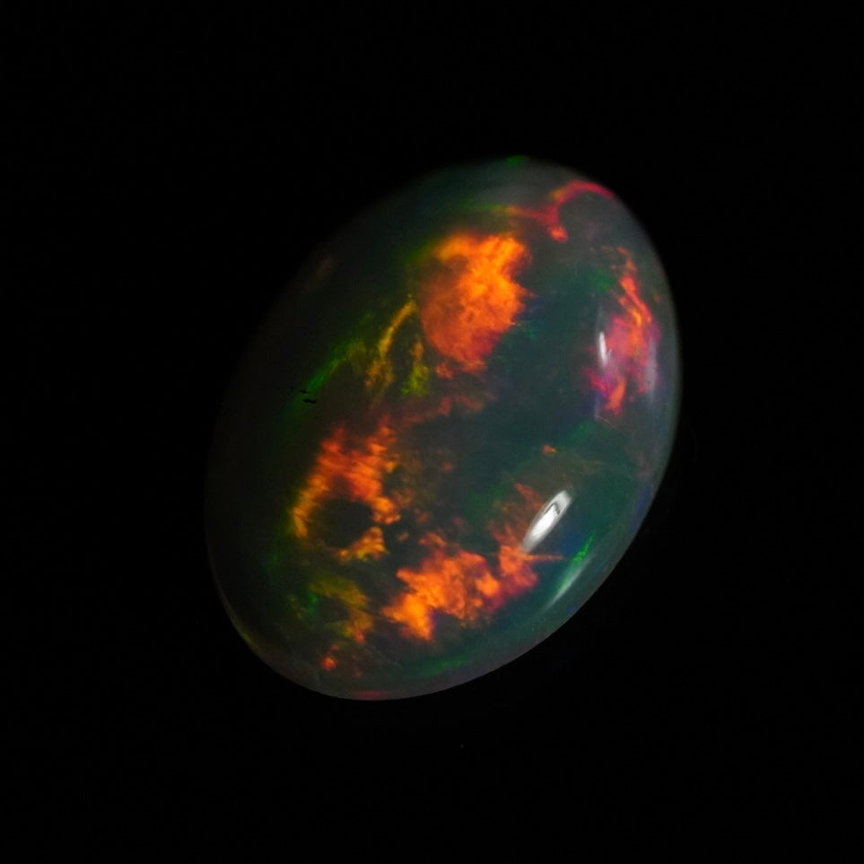 1.00 Karat wunderschön funkelnder Welo-Opal