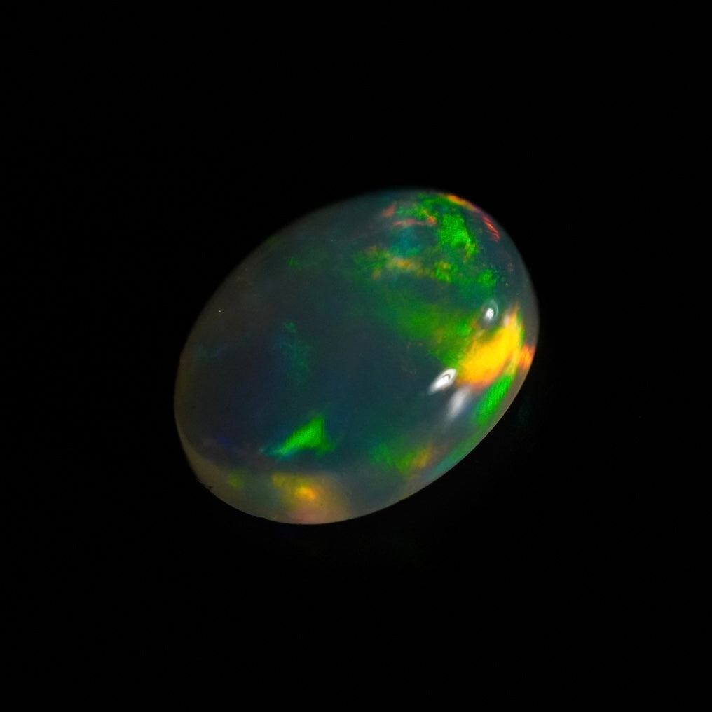 1.33 Karat außergewöhnlich schöner äthiopischer Welo-Opal - Juvénile Opal