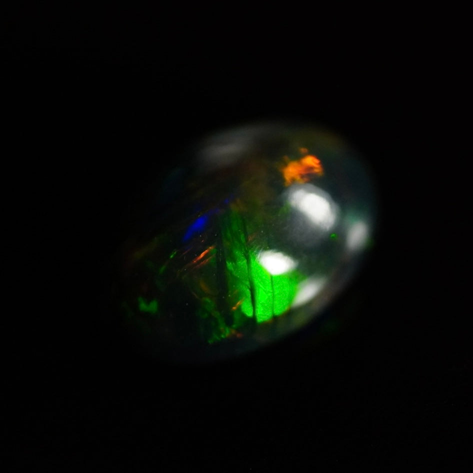 1.45 carat exceptionally beautiful black Ethiopian Welo Opal - Juvénile Opal