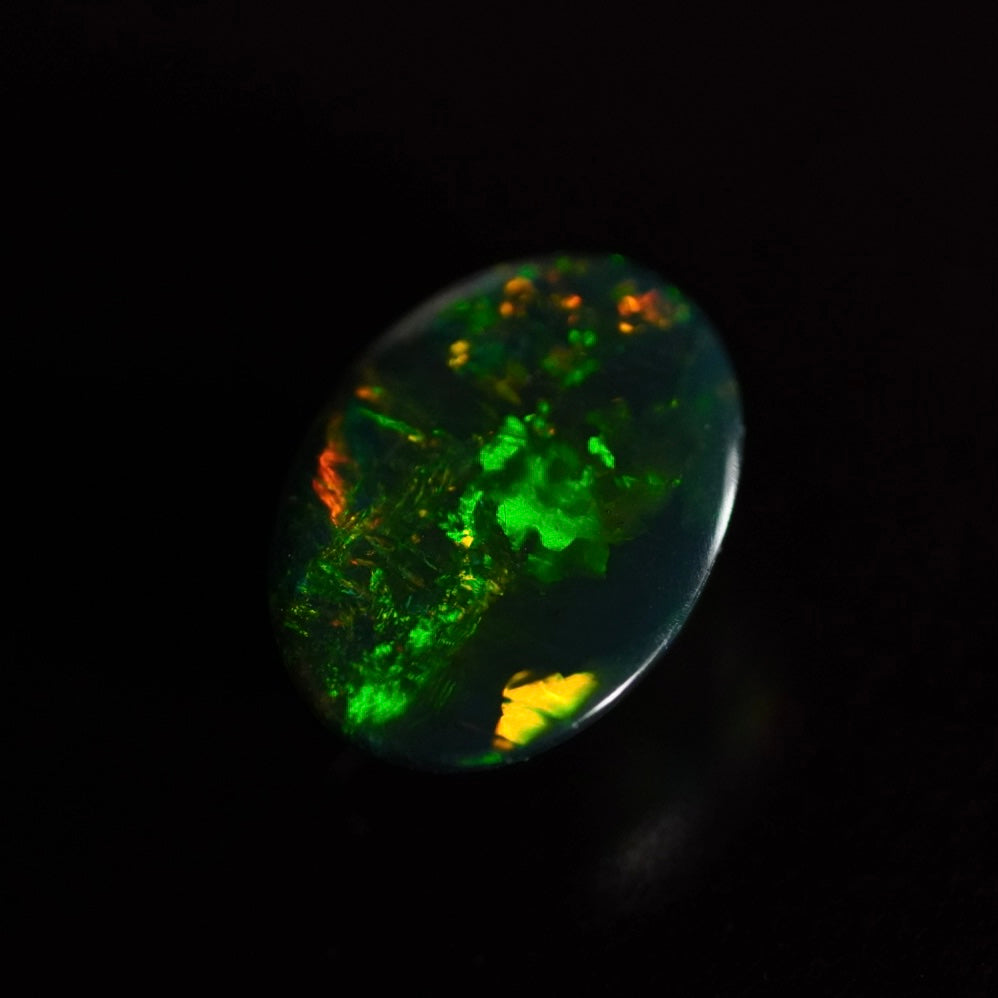 1.45 carat exceptionally beautiful black Ethiopian Welo Opal - Juvénile Opal