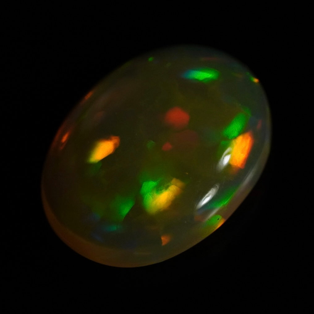 2.61 Karat traumhafter äthiopischer Welo-Opal - Éclaire Opal
