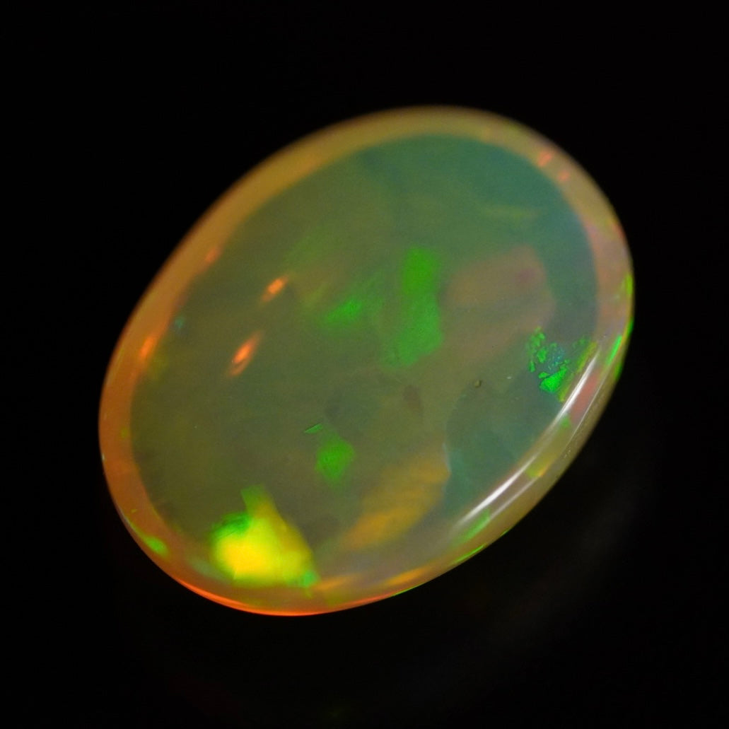 2.61 Karat traumhafter äthiopischer Welo-Opal - Éclaire Opal