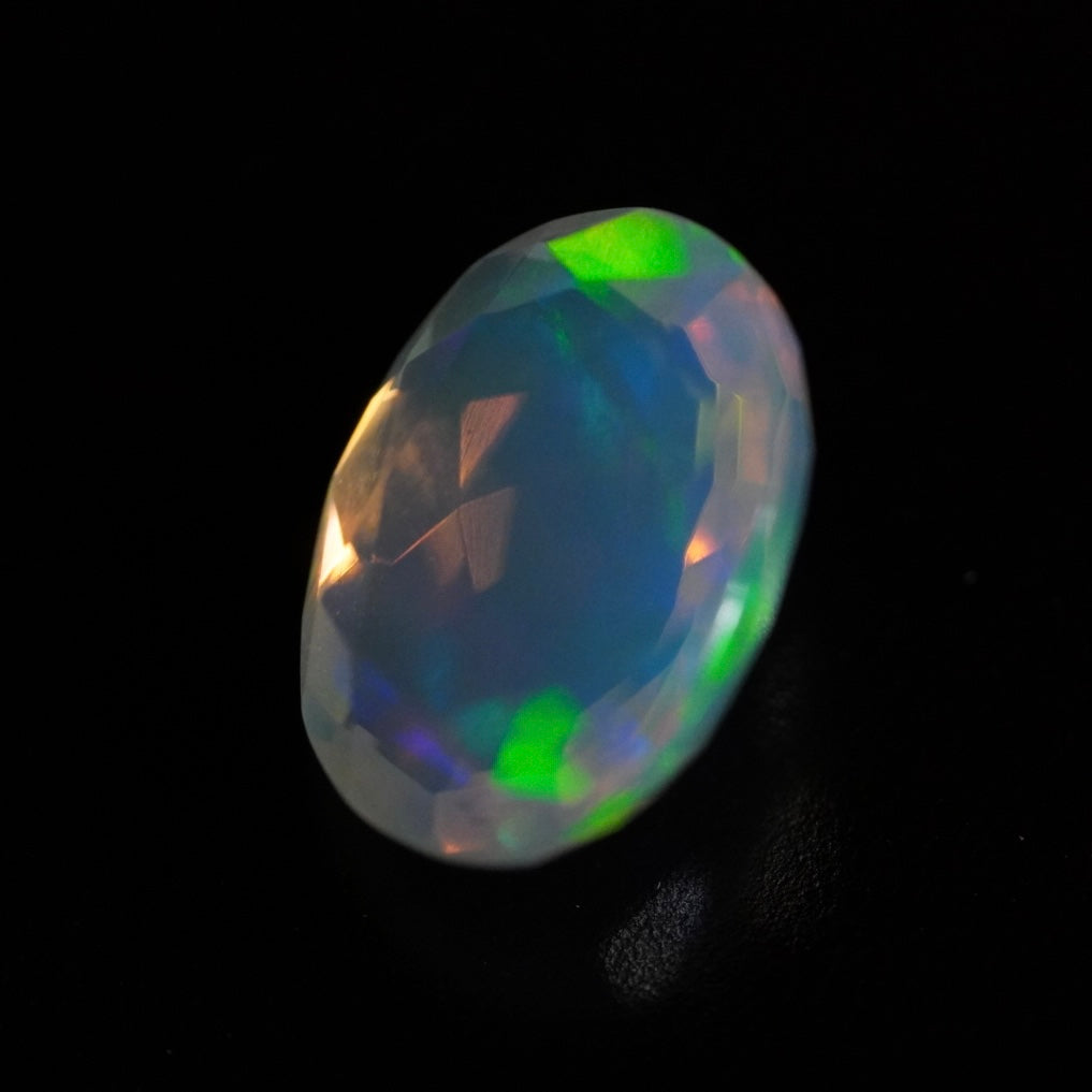 1.47 Karat exklusiver facettierter Welo Opal - Éclaire Opal