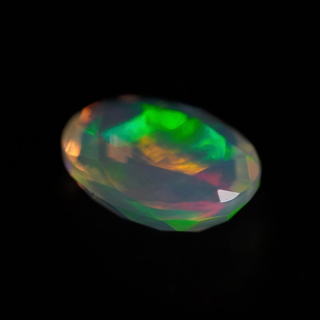 1.47 Karat exklusiver facettierter Welo Opal - Éclaire Opal