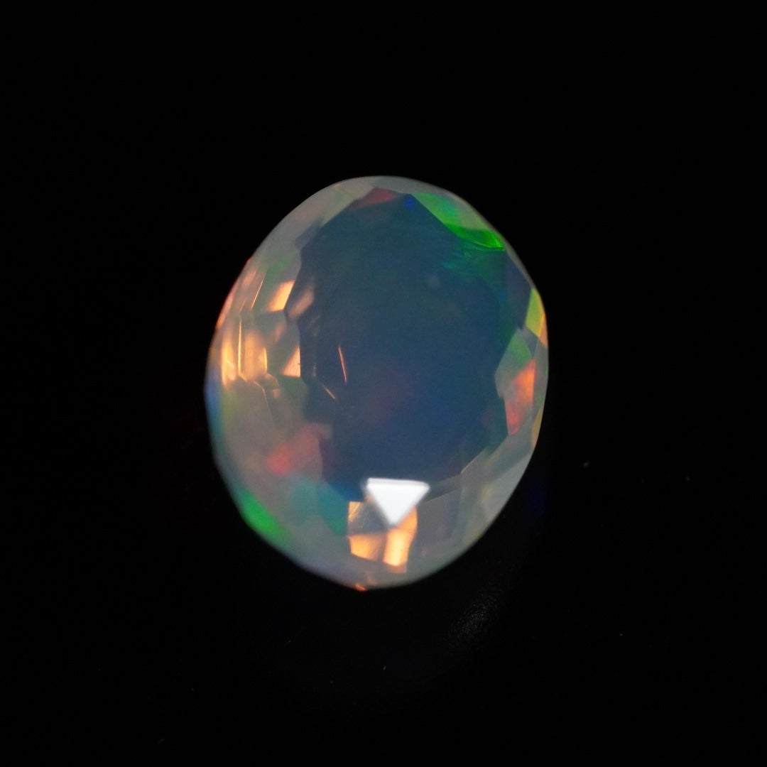 1.47 Karat exklusiver facettierter Welo Opal - Éclaire Opal