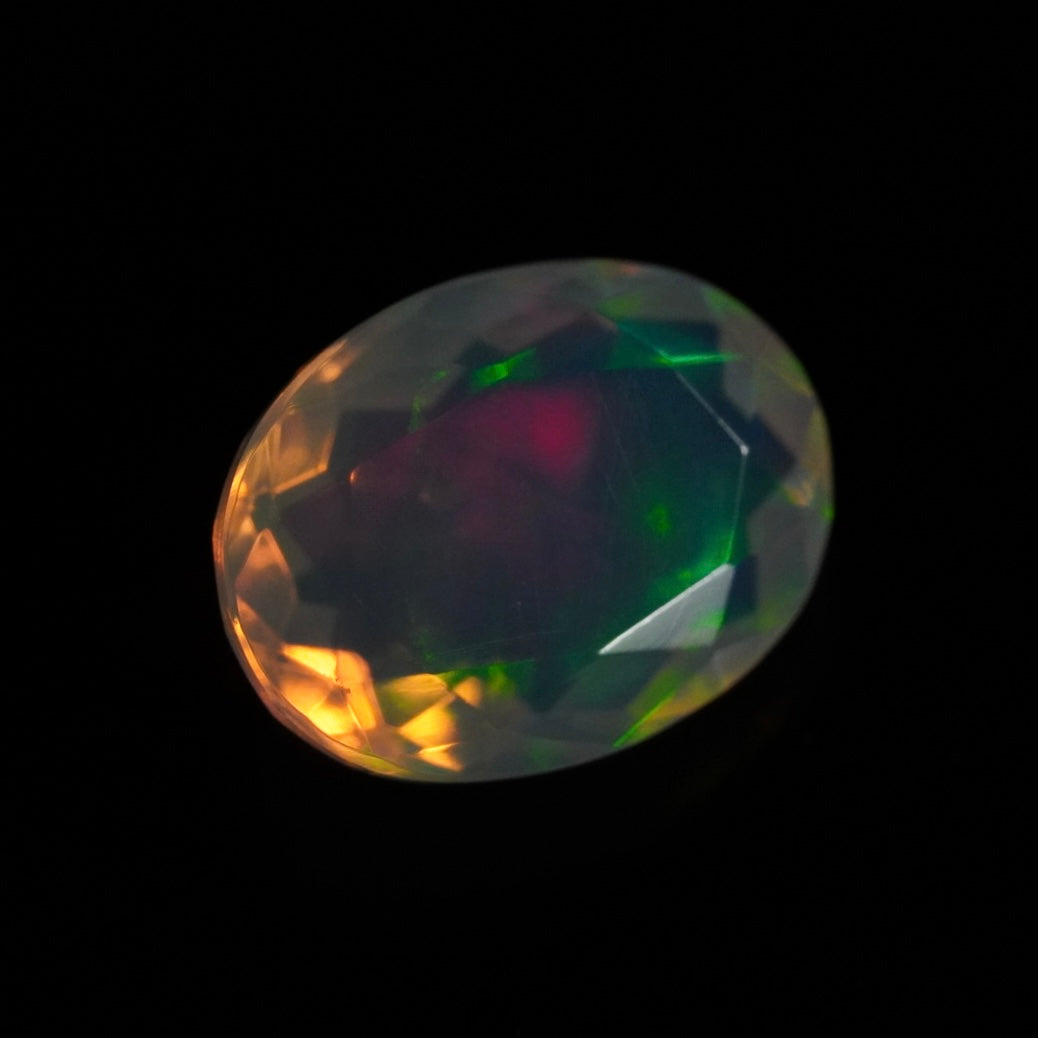 1.47 Karat exklusiver facettierter Welo Opal - Éclaire Opal
