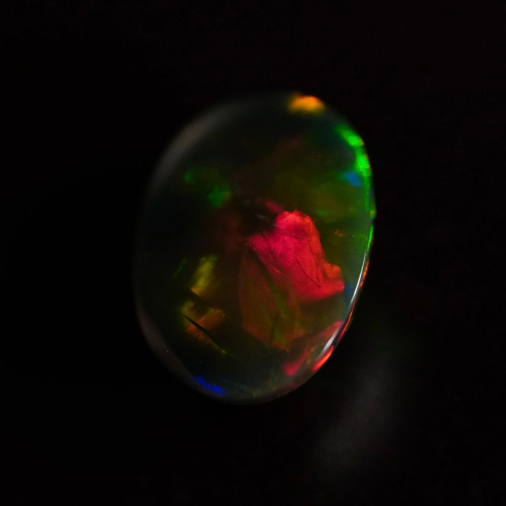 2.35 Karat traumhafter, dunkler äthiopischer Welo-Opal - Ténèbres Opal
