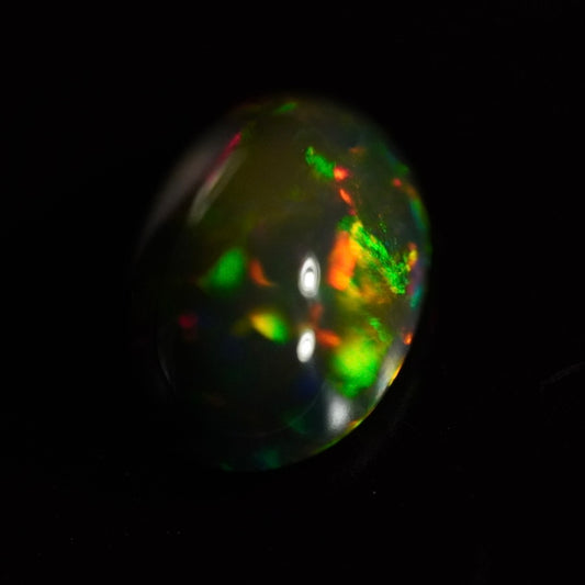 2.35 Karat traumhafter, dunkler äthiopischer Welo-Opal - Ténèbres Opal