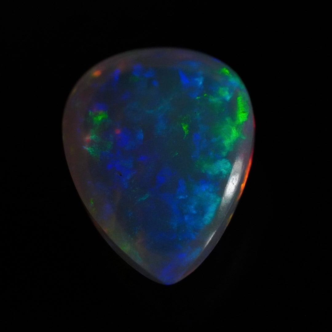 2.23 carat gorgeous rainbow colors, Welo opal - Éclaire opal