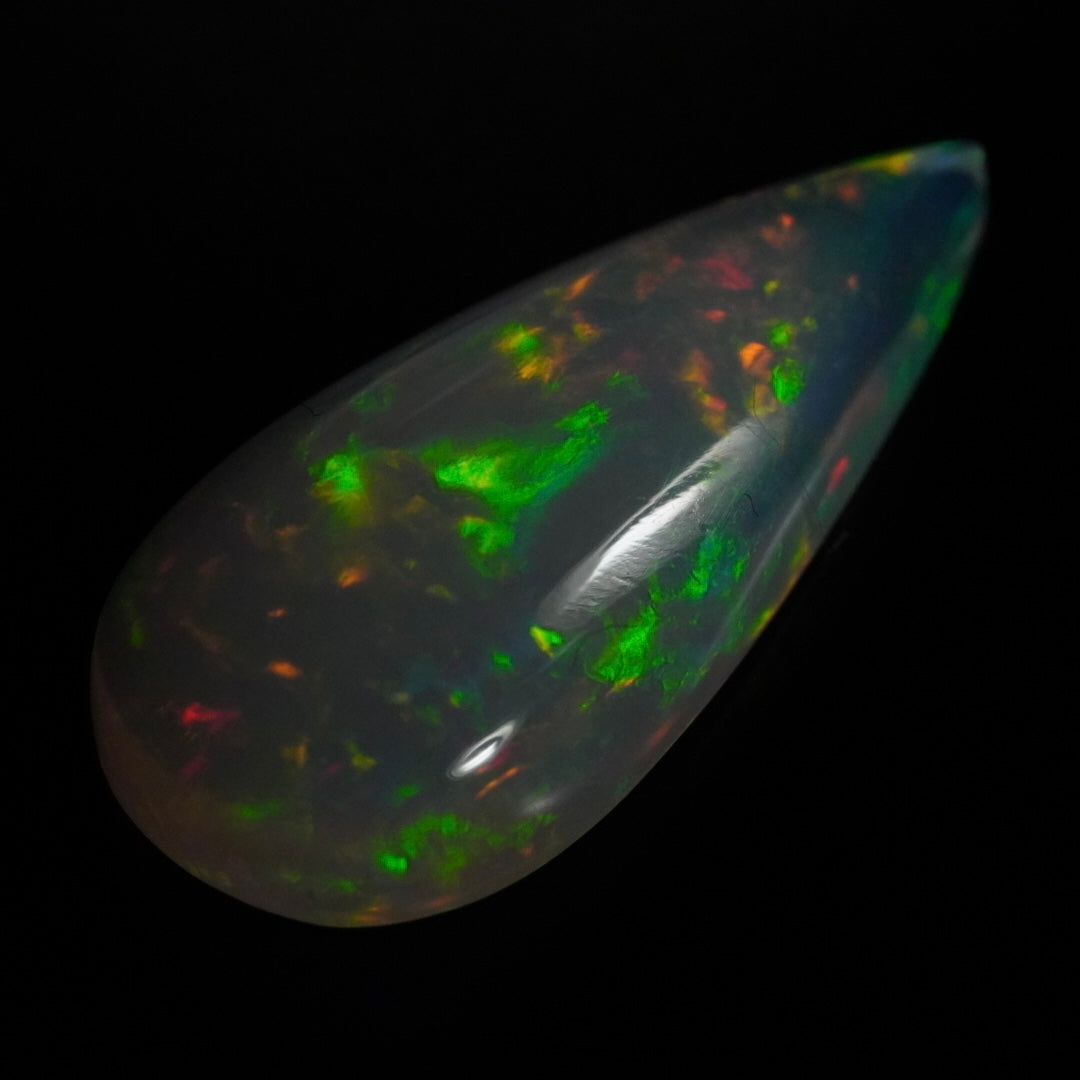 5.99 Karat traumhafter, exklusiver echter Welo-Opal - Éclaire Opal