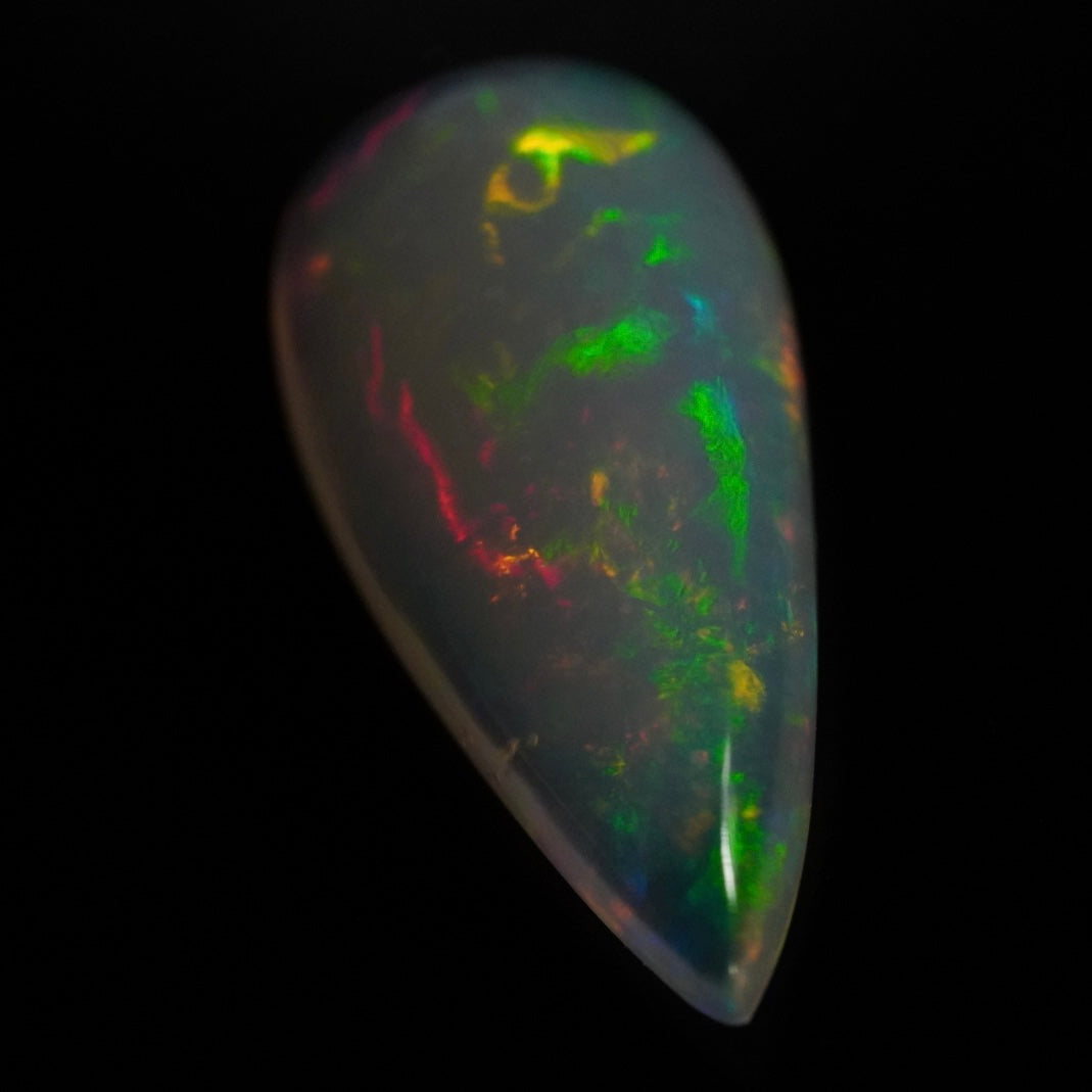 5.99 Karat traumhafter, exklusiver echter Welo-Opal - Éclaire Opal