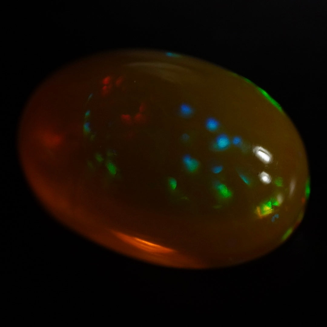 8.96 Karat traumhafte Farben, äthiopischer Welo Opal - Sépia Opal