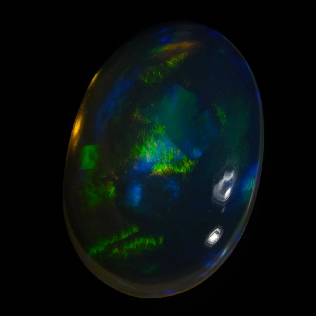 5.00 carat exquisite natural Ethiopian Welo Opal - Éclaire Opal